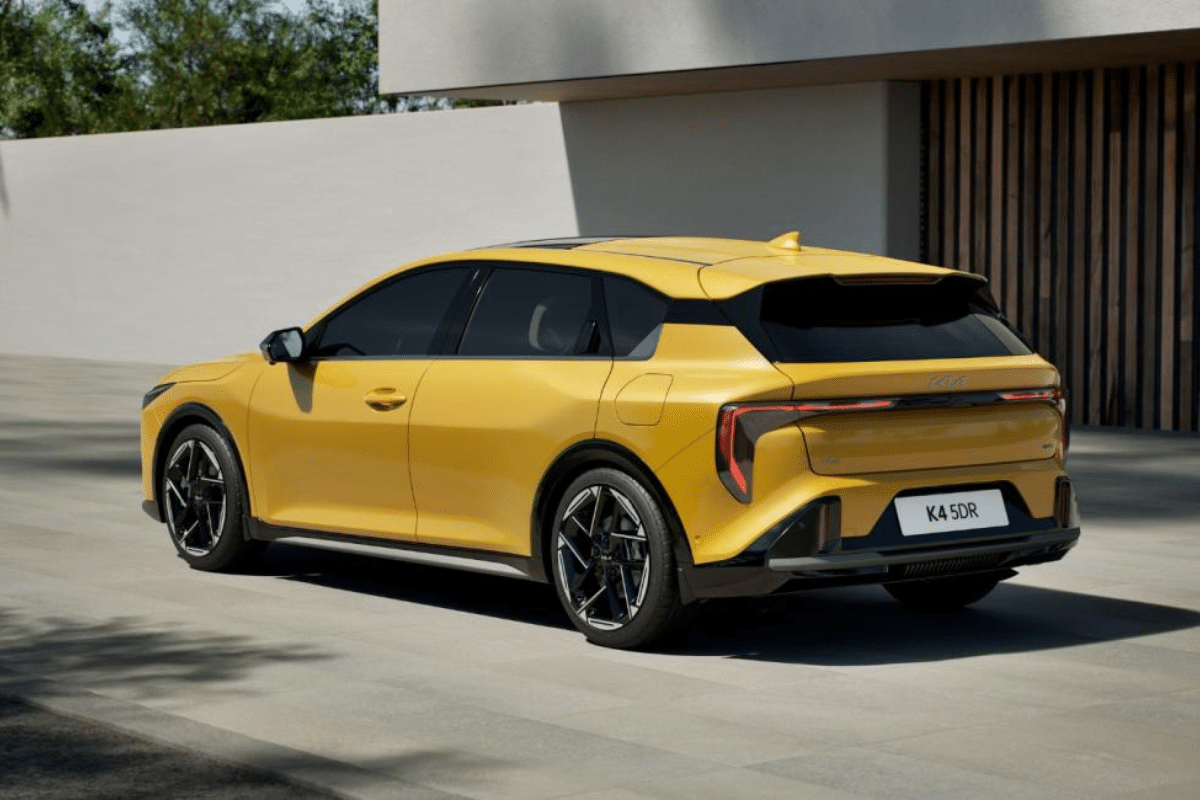 Kia K4 hybride vue arrière