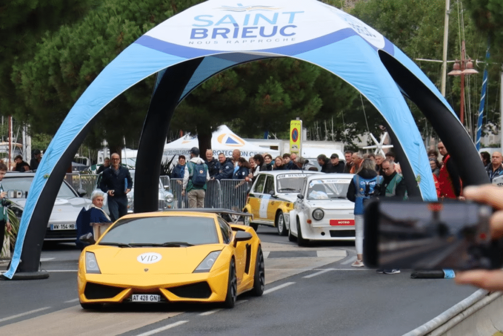 La plus vieille course automobile bretonne fête ses 100 ans en 2027, et la ville mise gros pour qu’elle reste une fierté