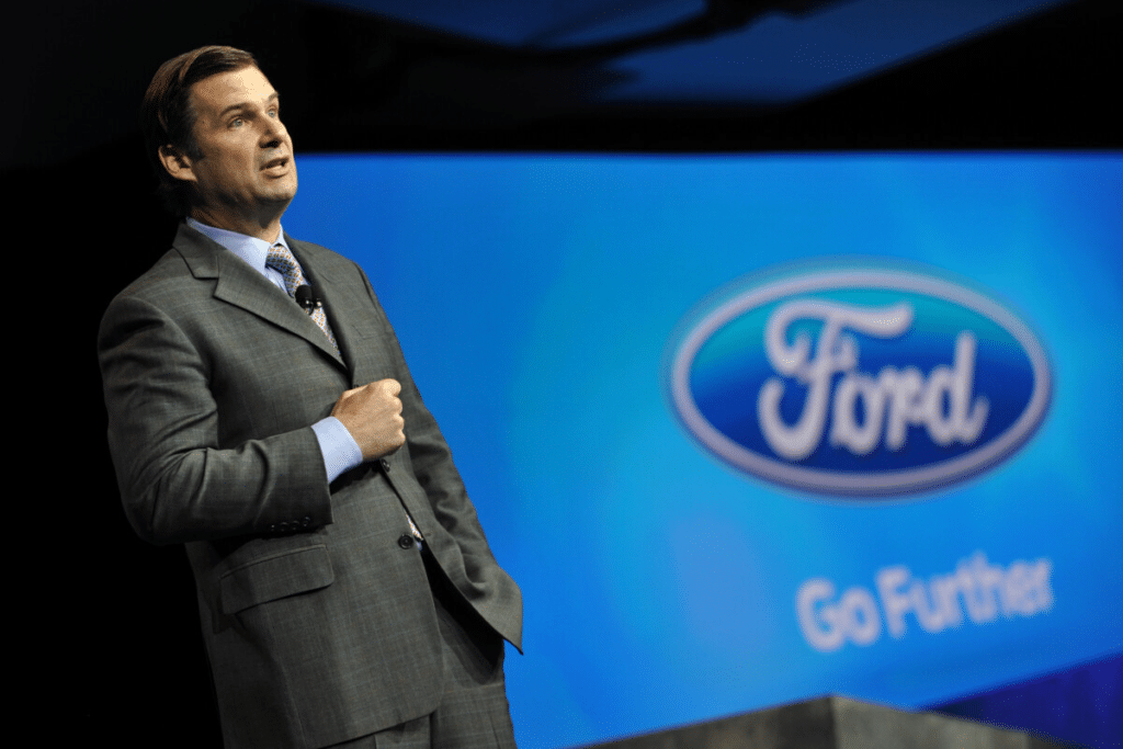 Le patron de Ford utilise l'Europe comme exemple à ne pas suivre, et sa mise en garde aux États-Unis repose sur un marché passé de 0 à 12 % de part chinoise en quelques années