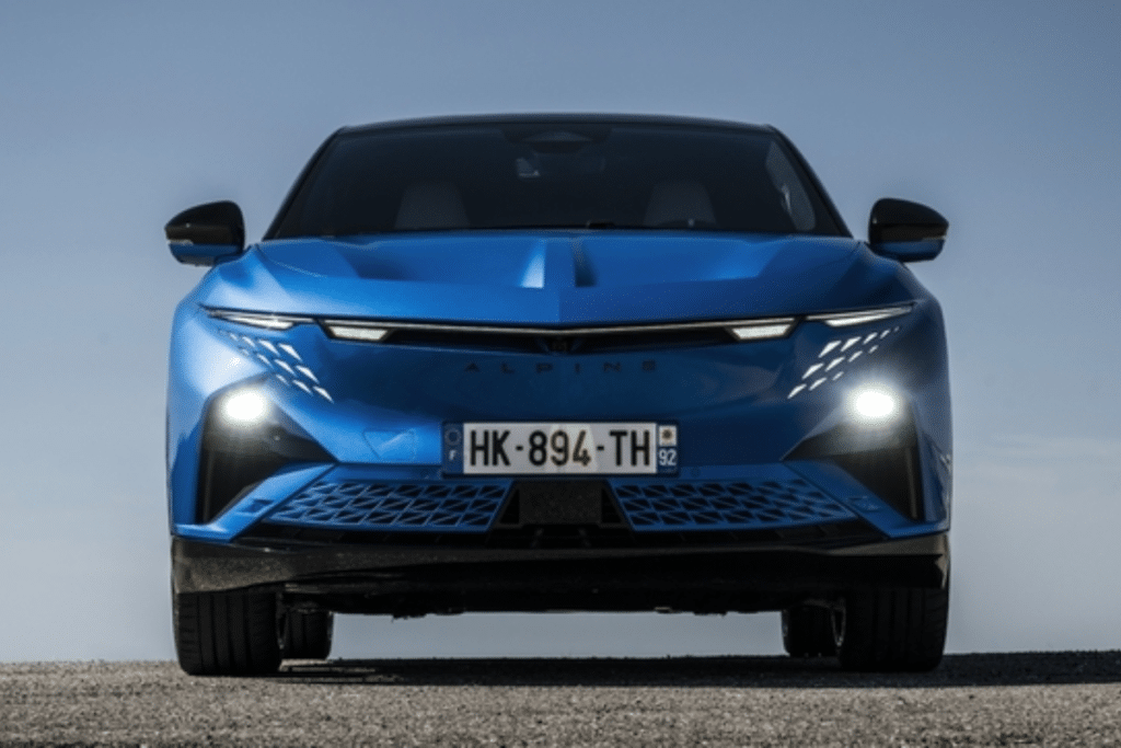 « Les ambitions étaient trop élevées » : le patron de Renault solde les comptes du premier SUV électrique d’Alpine