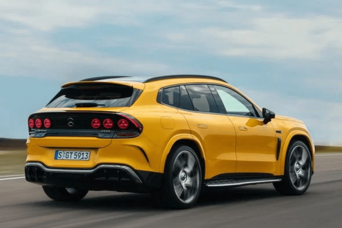 Mercedes-AMG GT SUV vue arrière