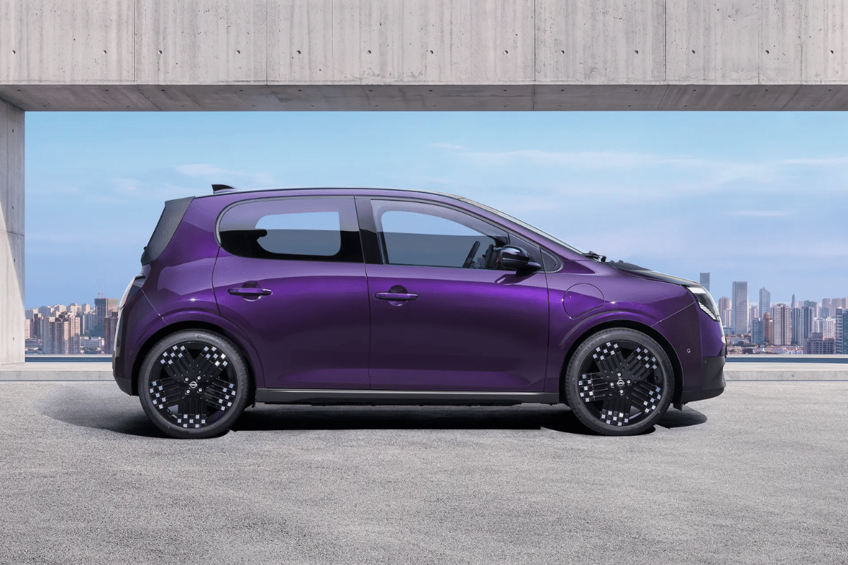 Nissan Pixo vue de profil