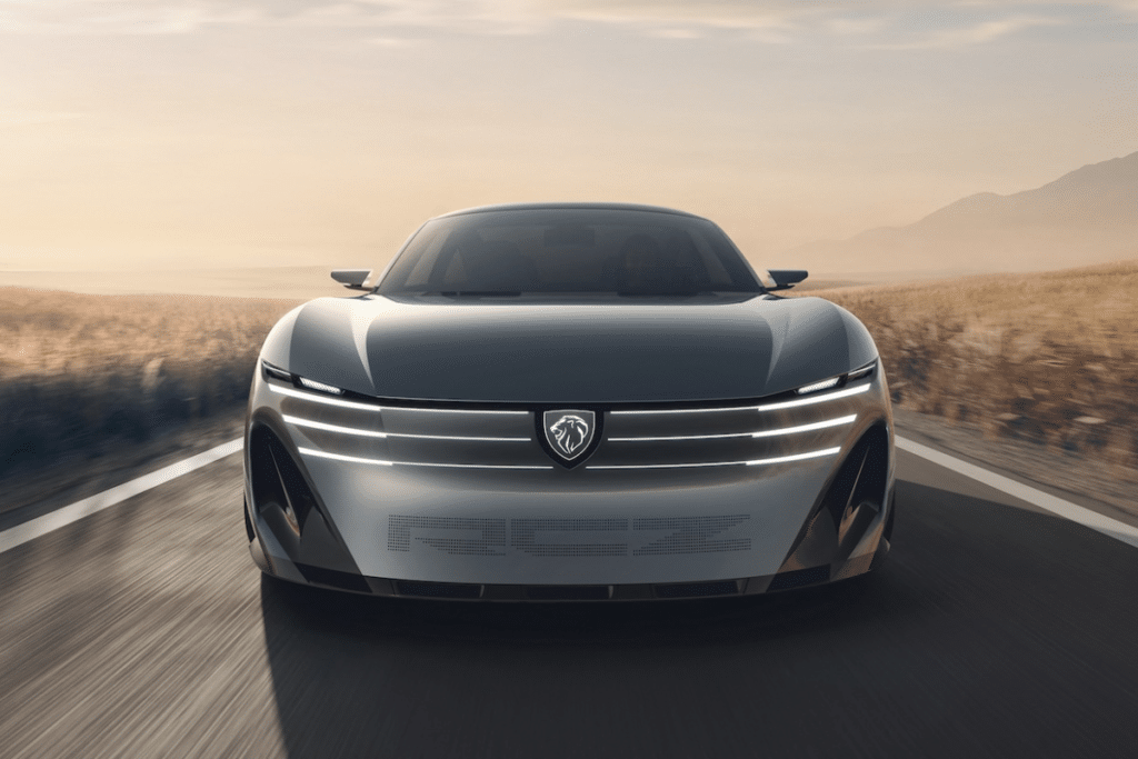 500 ch, 600 km et recharge en 10 minutes : ce que Peugeot annonce sur le RCZ Vision, sans confirmer la série