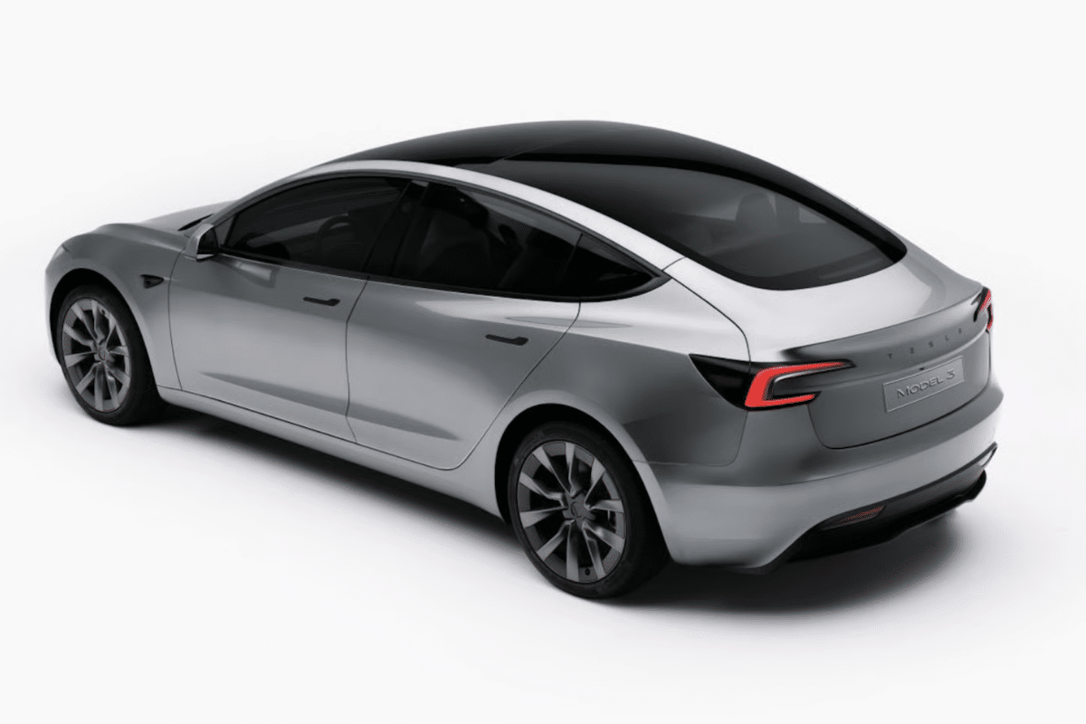 Tesla Model 3 Performance vue de profil
