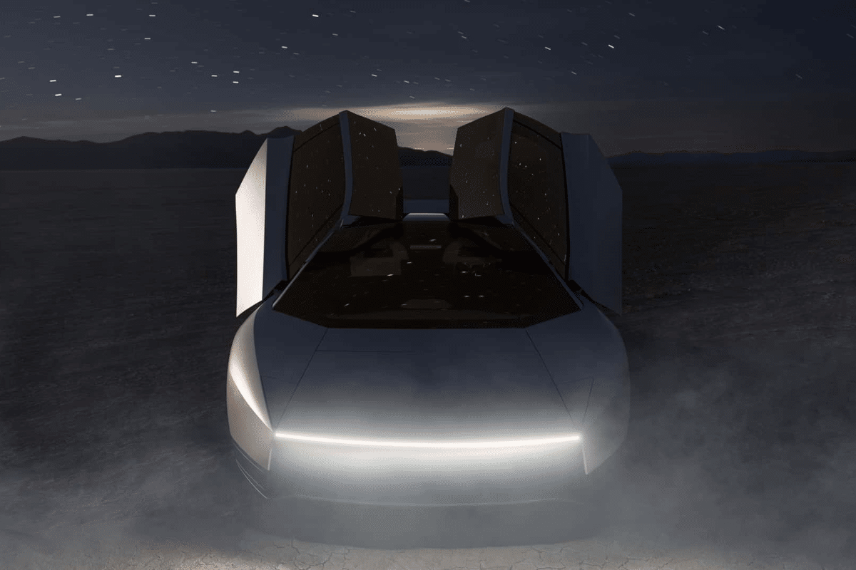 Tesla Roadster vue de face