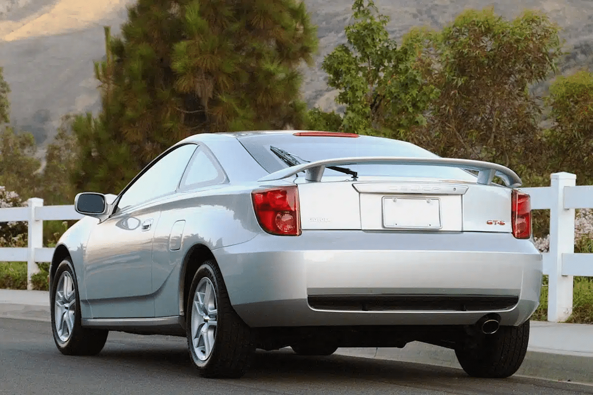 Toyota Celica vue arrière