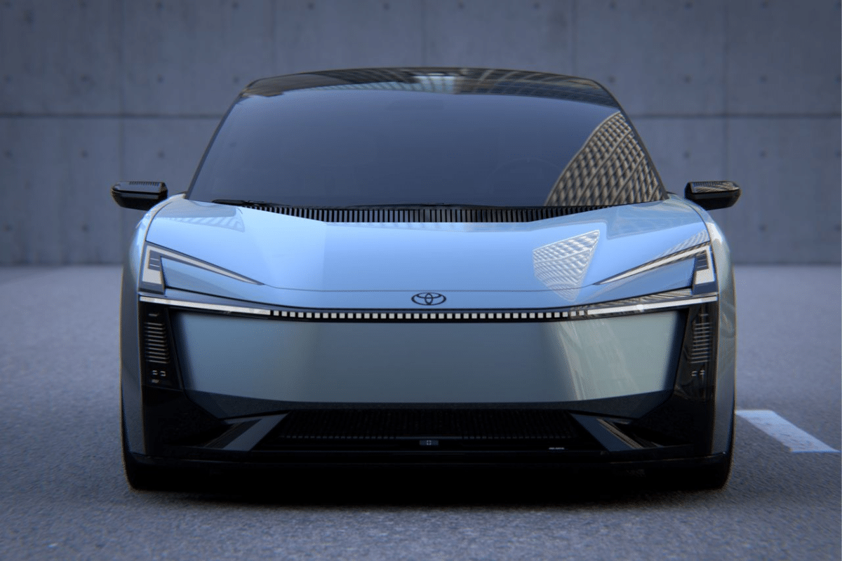 Toyota Le Corolla Concept vue de face